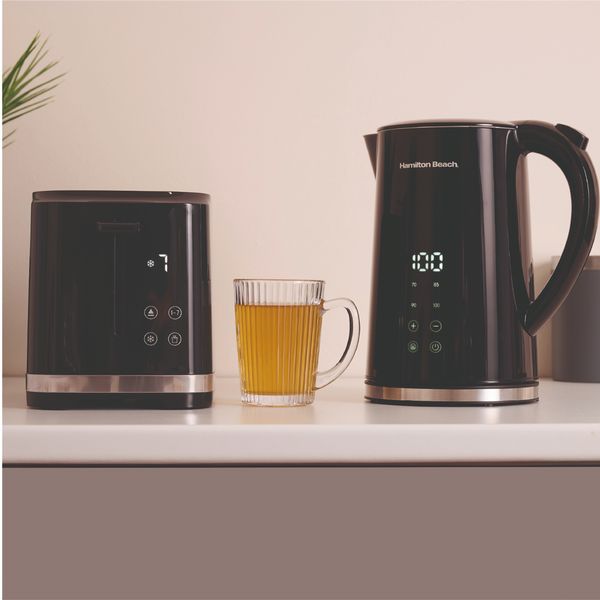 Hamilton Beach FlexiControl Kettle, Toaster and 20L Retro Microwave - Black